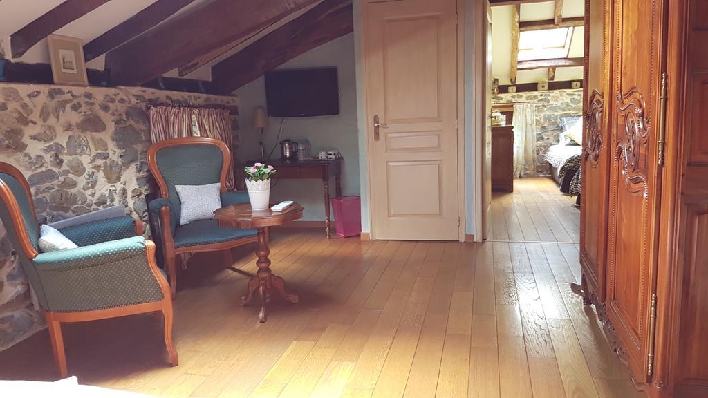 Chambre D'Hotes Moulin Urketa Ayherre Habitación foto